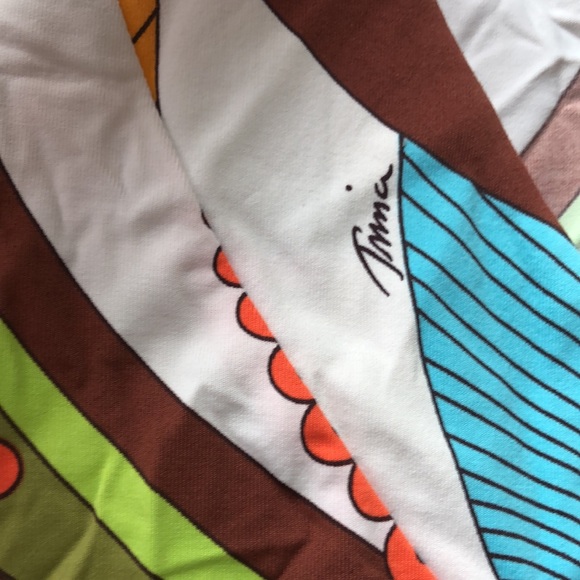 TRINA TURK Banded Bottom Tunic Top - Picture 6 of 6